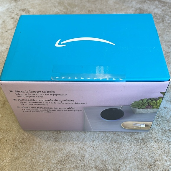 Echo Dot (4th Gen) - Picture 5 of 5